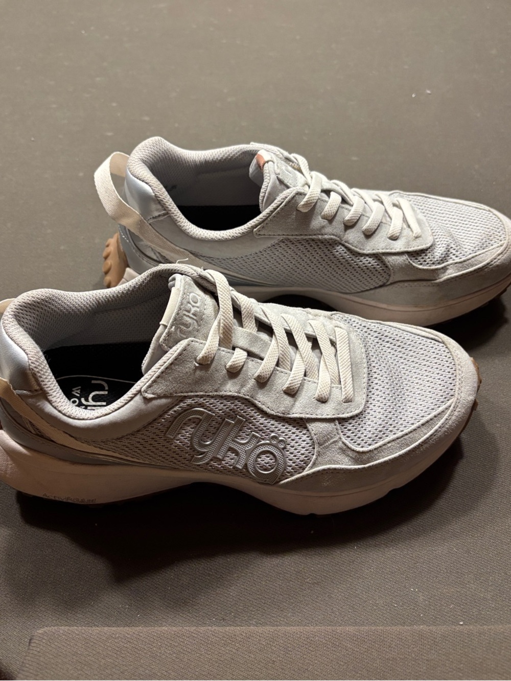 Ryka Light Gray Jog On slip on sneaker size 9 Wide